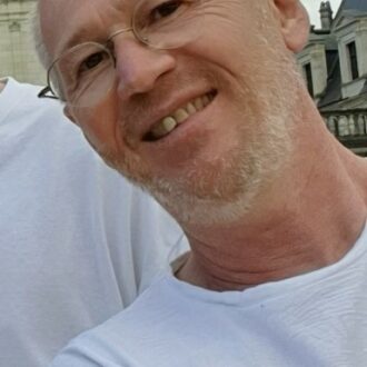 Homme 55 ans bordeaux pour demoiselles