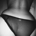 Femme mariée de 35 ans à Bordeaux cherche plan cul discret pour sortir d’une routine pesante et retrouver un peu d’elle même
